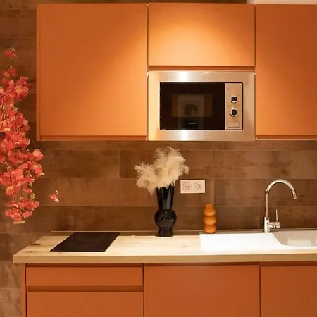 Bulle Ocre, Renove & Climatise Dans Le Centre Apartment