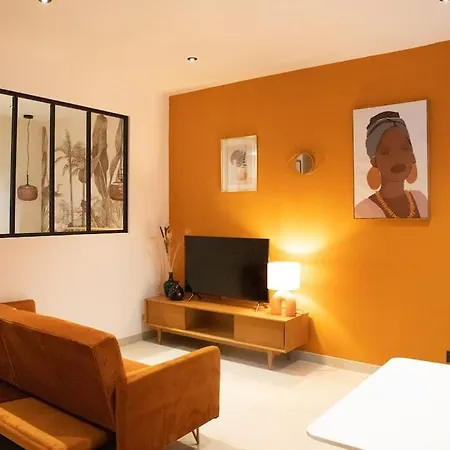 Bulle Ocre, Renove & Climatise Dans Le Centre